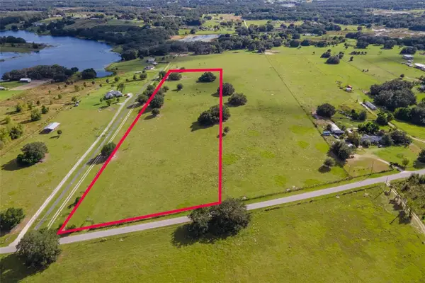 SE 156th Place Road, WEIRSDALE, FL 32195