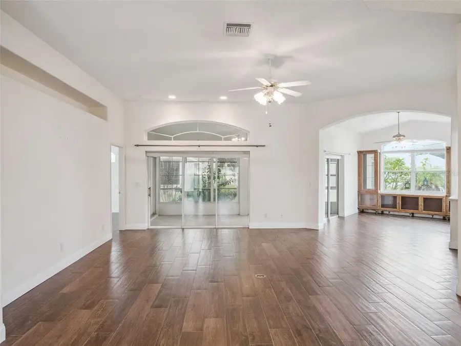 4700 St Andrews Arcade, Leesburg, FL 34748 - Image #3