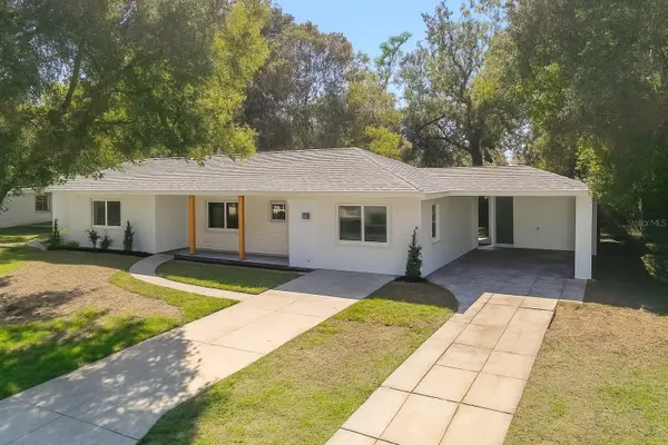 430 W Seminole Avenue, EUSTIS, FL 32726