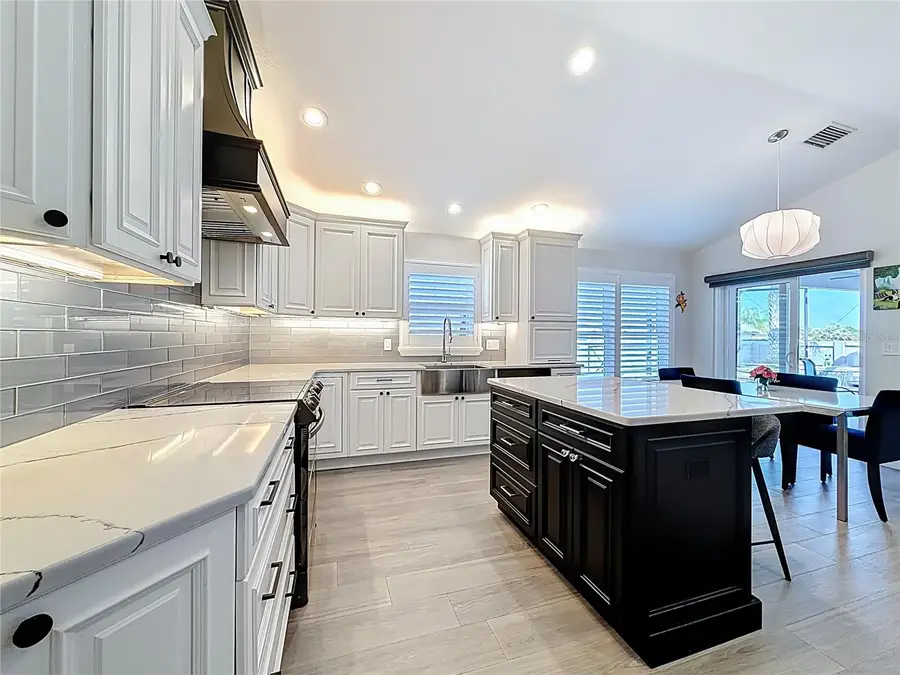 2439 Anita Way, The Villages, FL 32162 - Image #2