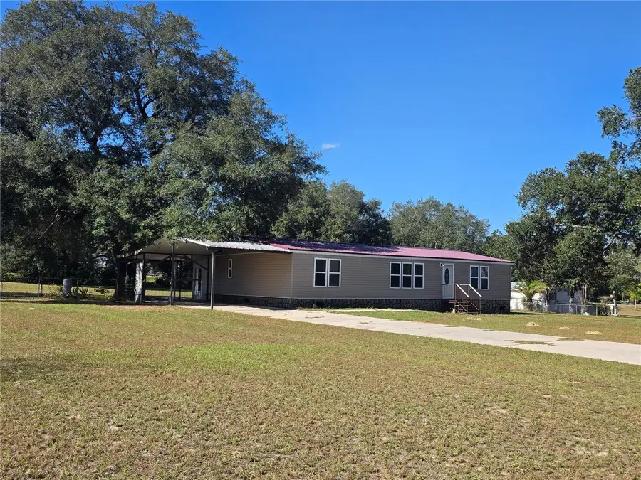 17586 SE 133rd Court, Weirsdale, FL 32195 - Image #2