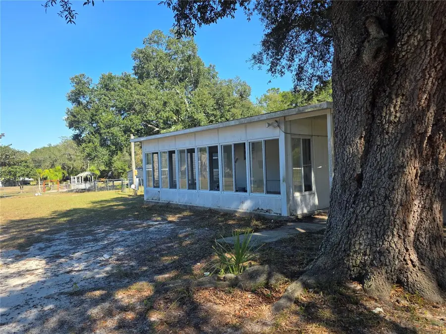 17586 SE 133rd Court, Weirsdale, FL 32195 - Image #3