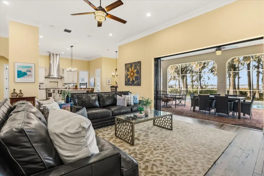 30321 Island Club Drive, Tavares, FL 32778 - Image #3