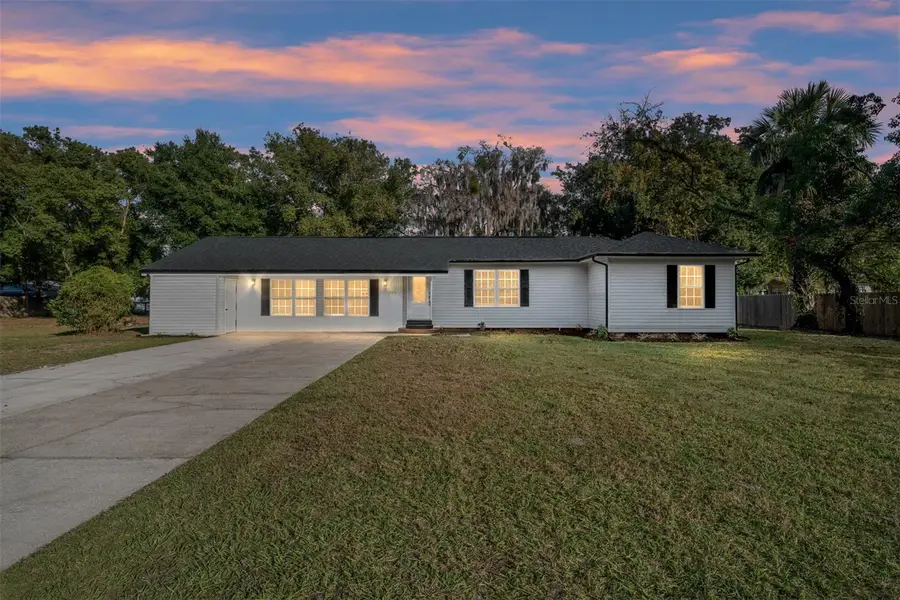 206 N Truett Street, Leesburg, FL 34748 - Image #2