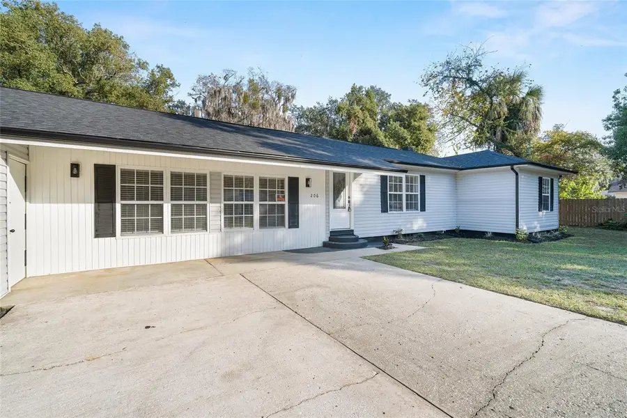 206 N Truett Street, Leesburg, FL 34748 - Image #3