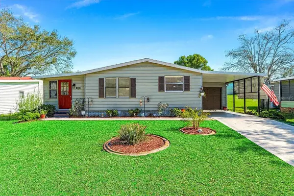 1727 Hilton Head Boulevard, LADY LAKE, FL 32159