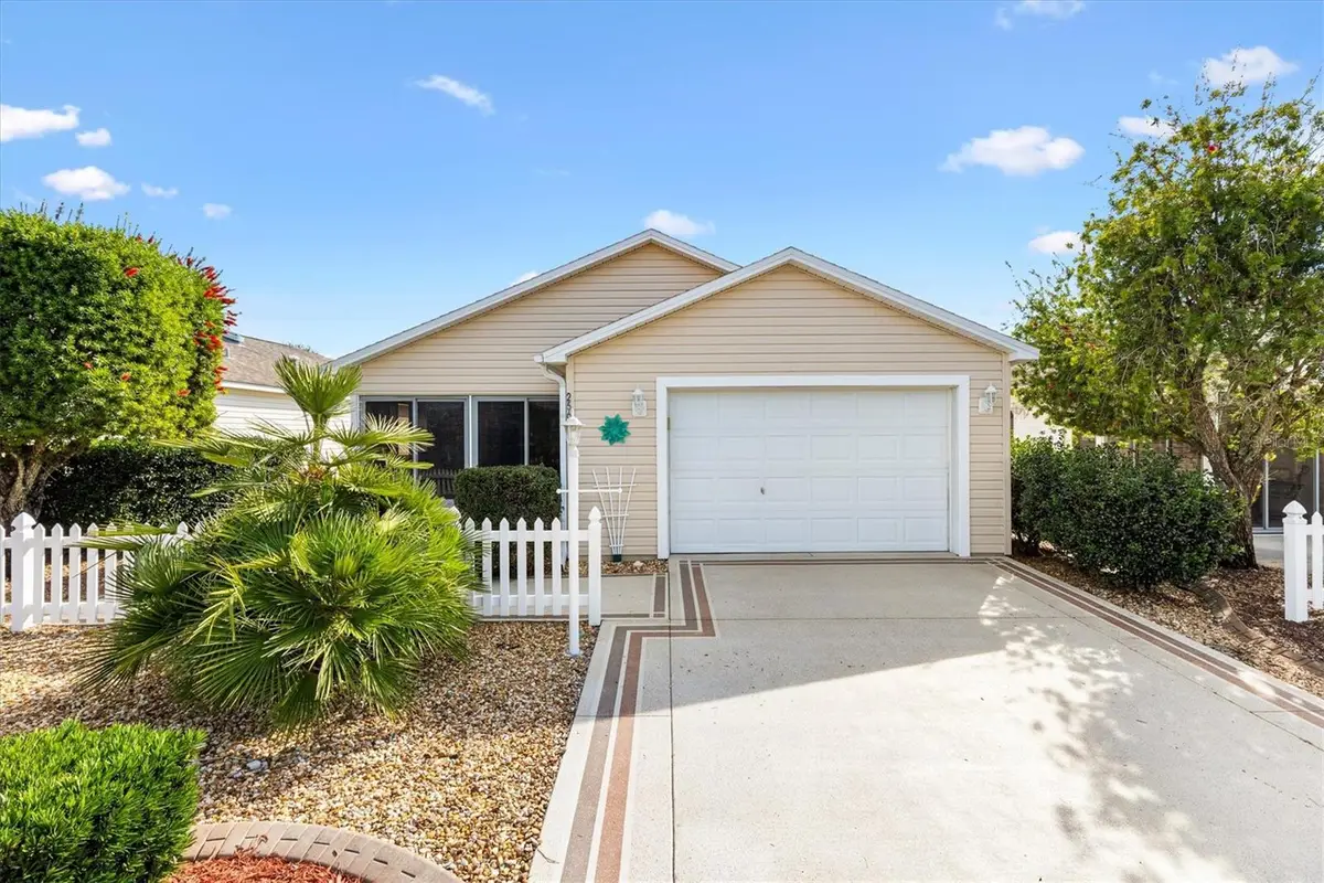 2565 Errol Terrace, The Villages, FL 32162 - Image #1