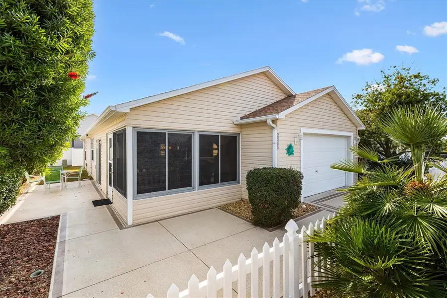 2565 Errol Terrace, The Villages, FL 32162 - Image #2