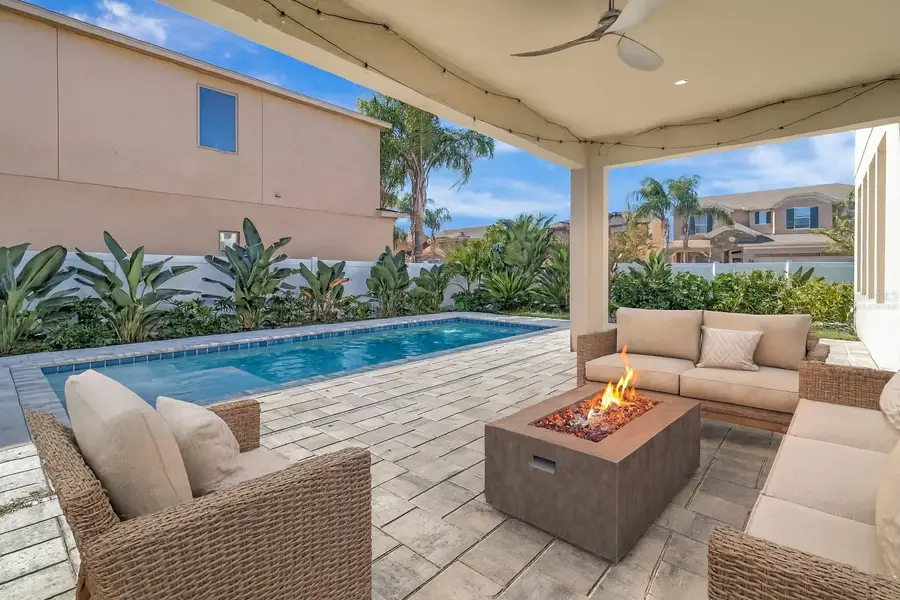 1077 Fountain Coin Loop, Orlando, FL 32828 - Image #3