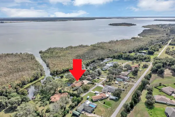 38922 Ella Drive, LADY LAKE, FL 32159