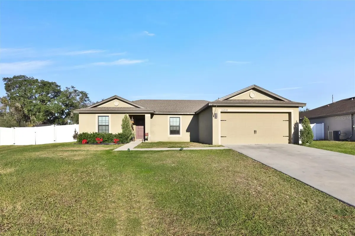 35729 Rose Moss Avenue, Leesburg, FL 34788 - Image #1