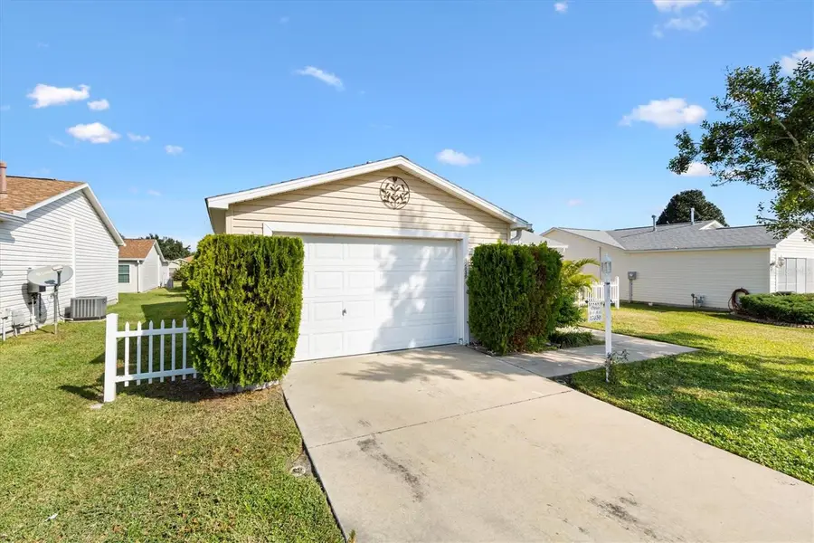 17659 SE 92nd Grantham Terrace, The Villages, FL 32162 - Image #3