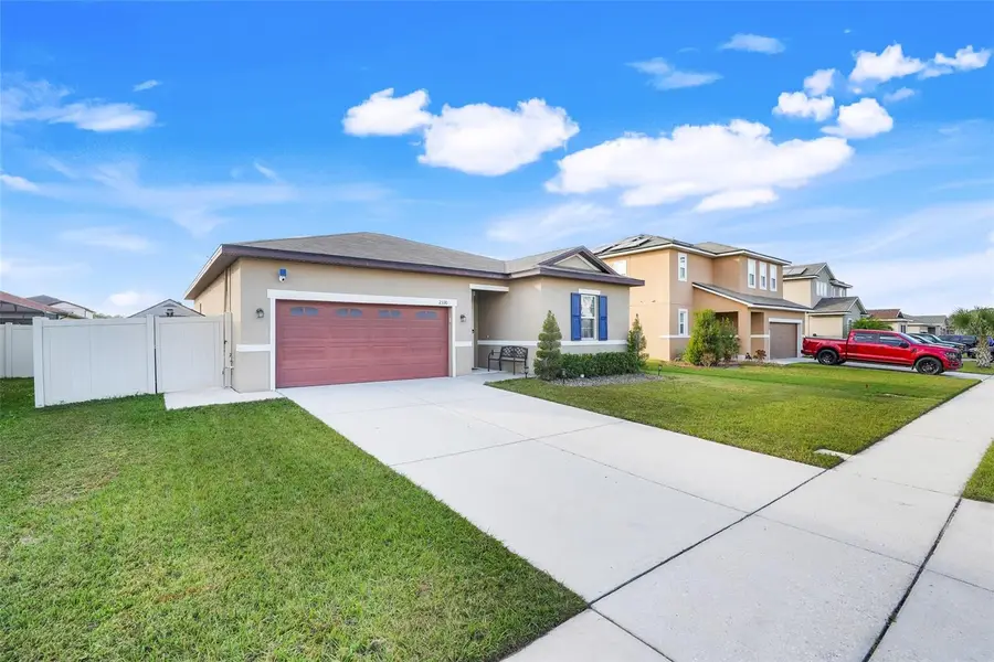 2330 Wadeview Loop, Saint Cloud, FL 34769 - Image #2