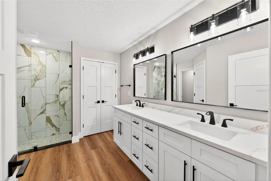 225 Hillside Avenue, Umatilla, FL 32784 - Image #3