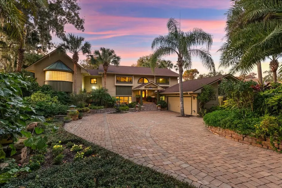 15815 Acorn Circle, Tavares, FL 32778 - Image #2