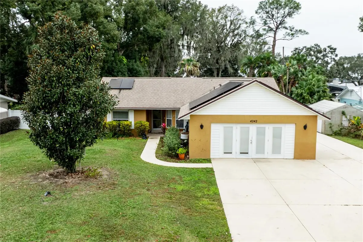4242 Cactus Lane, Mount Dora, FL 32757 - Image #1