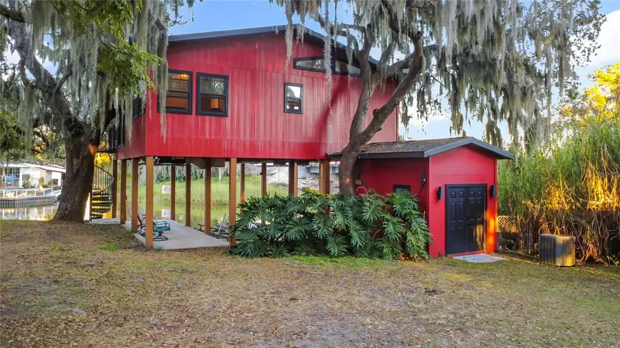 609 Homer Street, Tavares, FL 32778 - Image #2