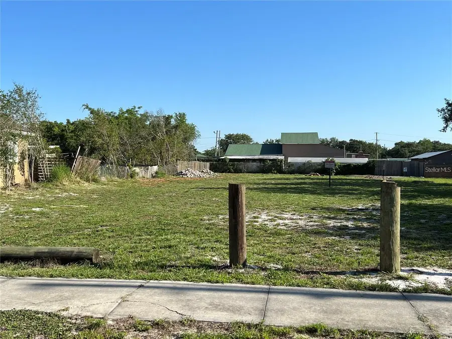 O E Nancy Lee Lane, Apopka, FL 32712 - #3