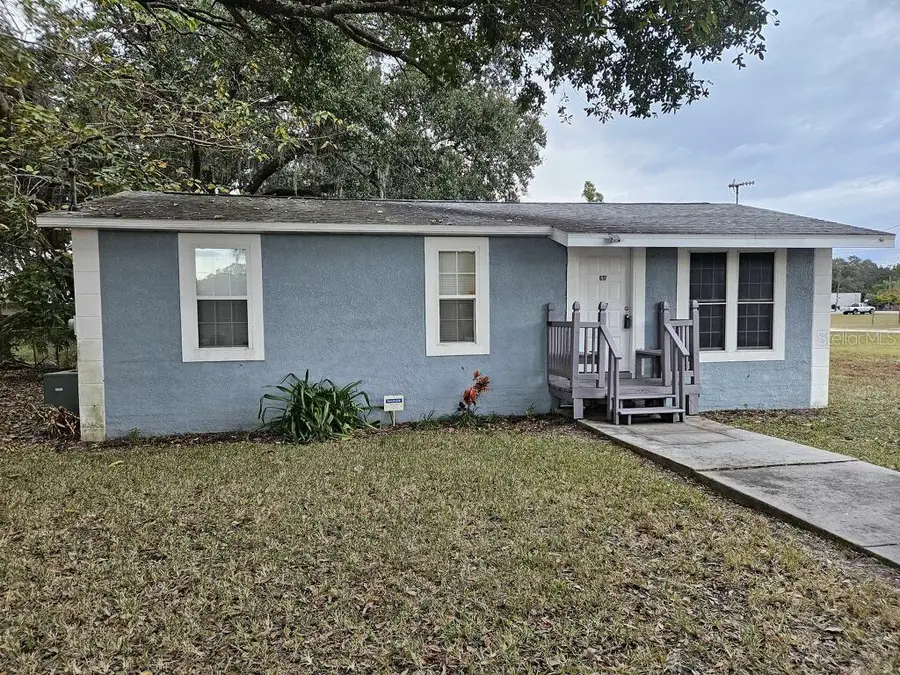 877 Anderson Avenue, Mascotte, FL 34753 - Image #2