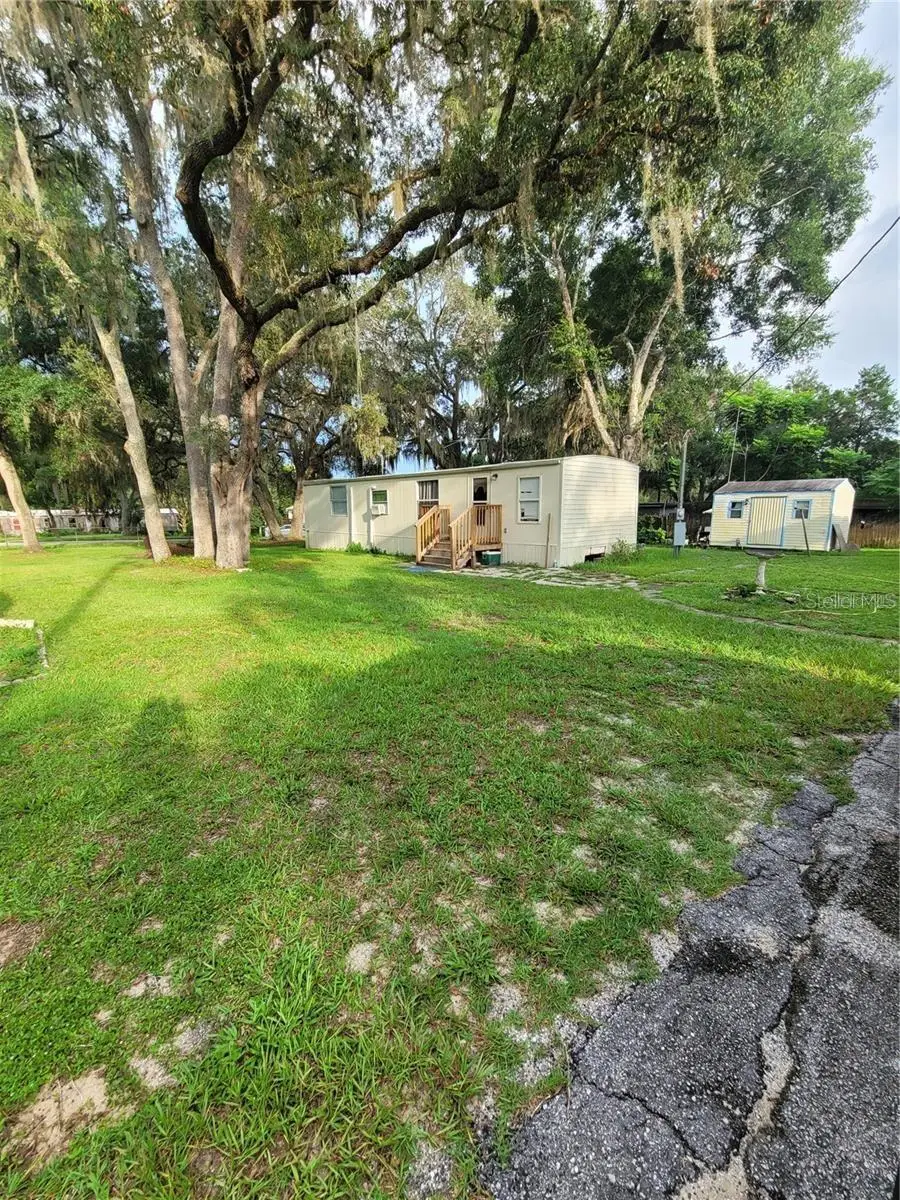 24950 SE 167th Place, Umatilla, FL 32784 - Image #1