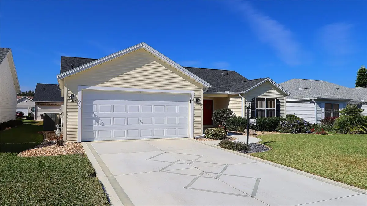 17716 SE 89th Milford Avenue, The Villages, FL 32162 - Image #1