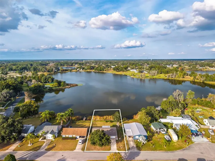 51 Cayman Circle, Umatilla, FL 32784 - Image #2