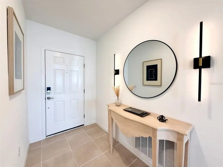 1126 Calico Pointe Circle, Groveland, FL 34736 - Image #3