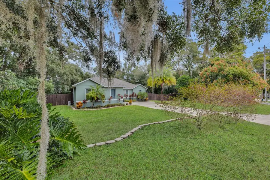 25507 Troon Avenue, Sorrento, FL 32776 - Image #2