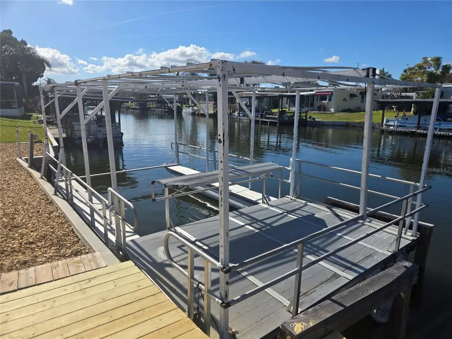 31645 Kelly Circle, Tavares, FL 32778 - Image #3