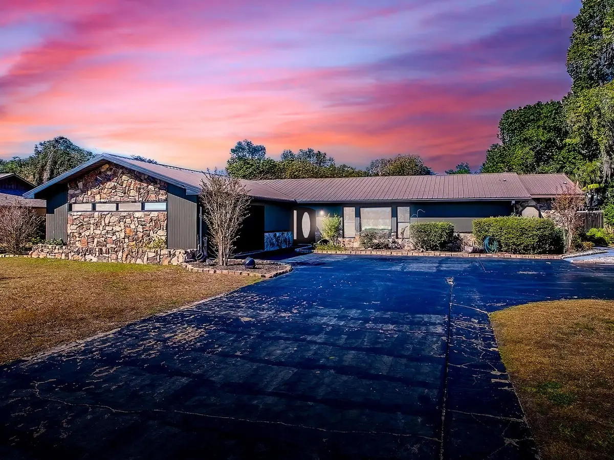 5329 Twin Palms Road, Fruitland Park, FL 34731 - #1