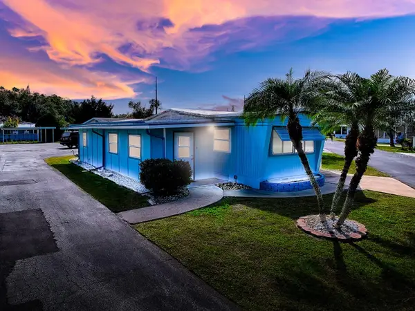 211 Rue De Paresse, TAVARES, FL 32778