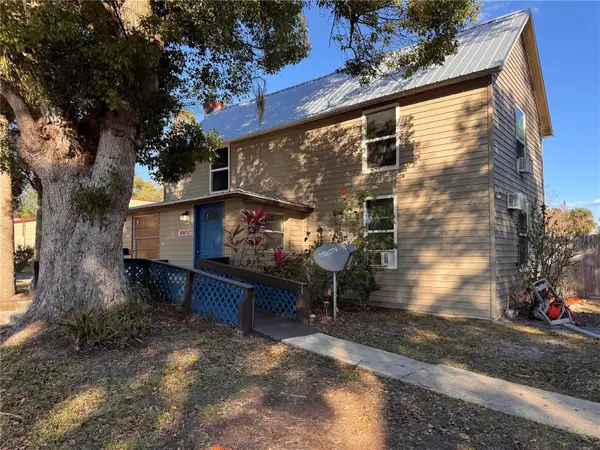 290 N Trowell Avenue, UMATILLA, FL 32784