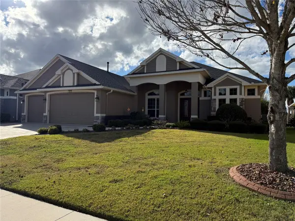 8293 Bridgeport Bay Circle, MOUNT DORA, FL 32757