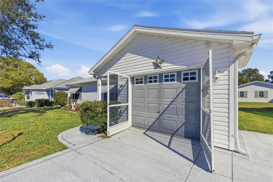 529 Valencia Place, The Villages, FL 32159 - Image #2