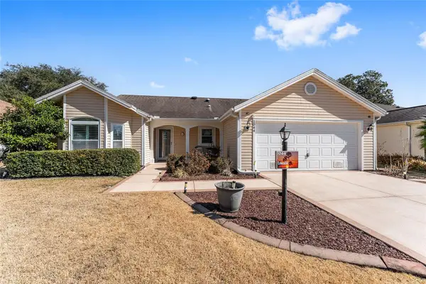 1044 Soledad Way, LADY LAKE, FL 32159