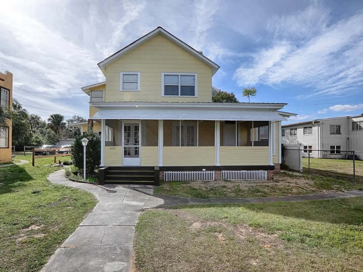 422 E Citrus Avenue, Eustis, FL 32726 - #1