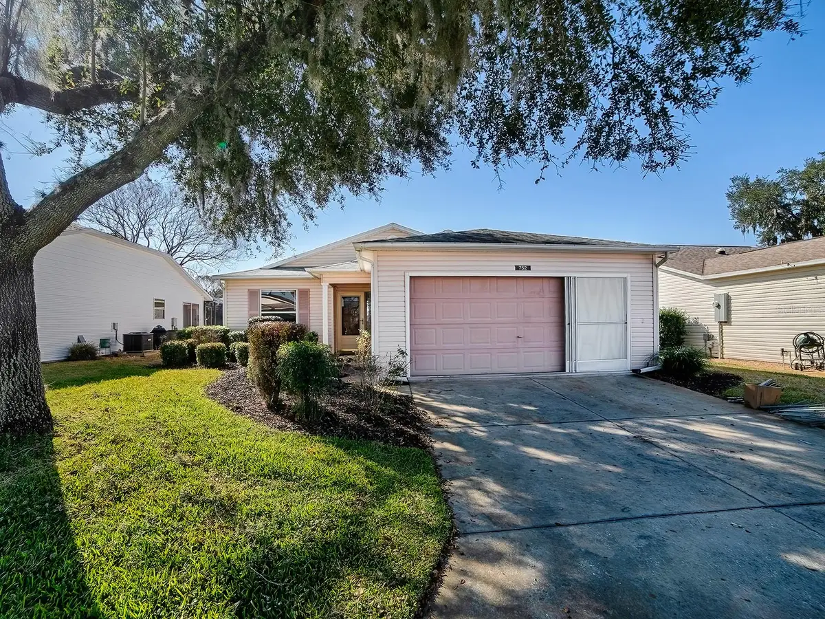 752 Old Oaks Lane, Leesburg, FL 34748 - #1