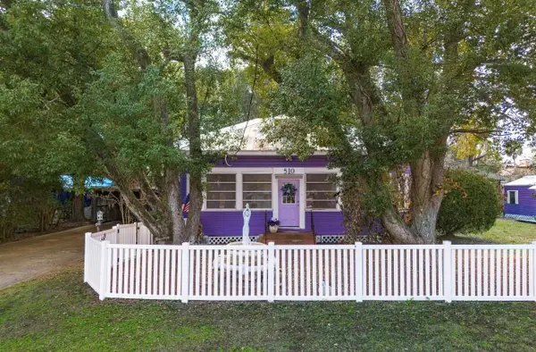 510 E Key Avenue, EUSTIS, FL 32726