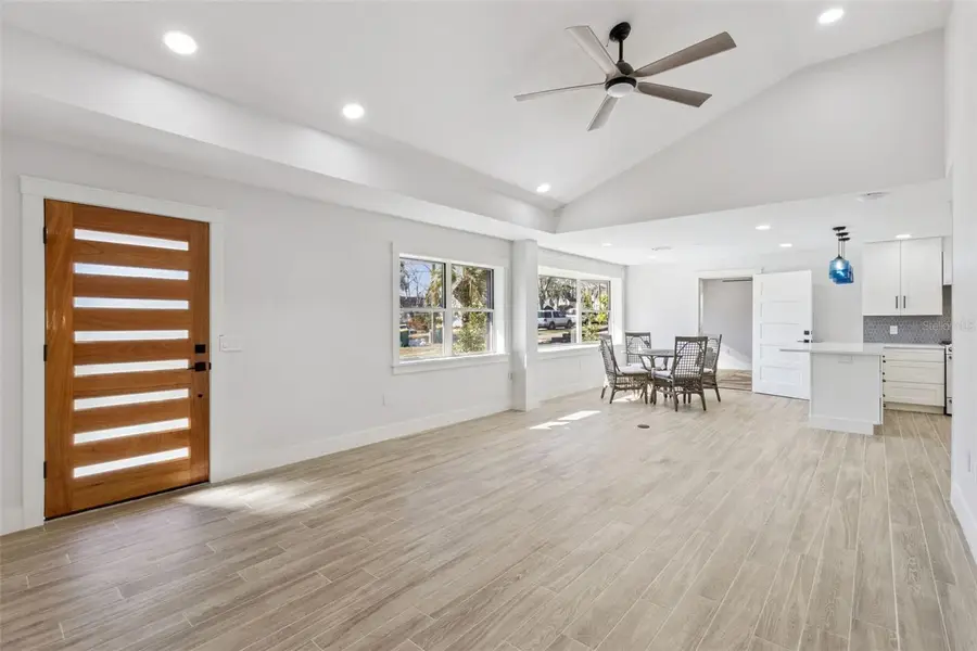 118 N Grandview Street, Mount Dora, FL 32757 - #2