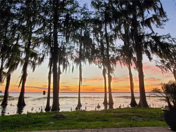 11322 Dead River Road, TAVARES, FL 32778