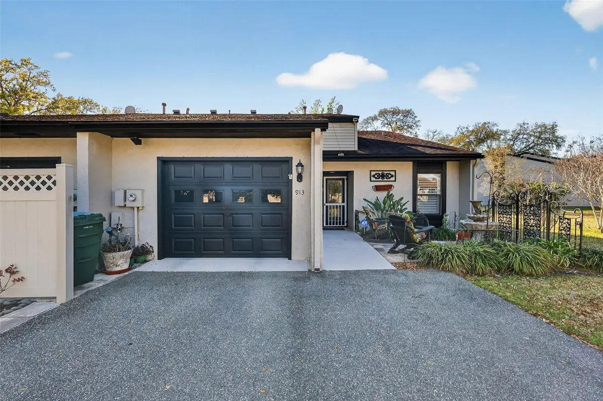 913 Belle Oak Drive, Leesburg, FL 34748 - #1