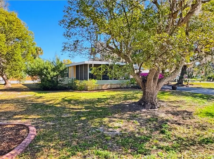 11 S Bobwhite Road, Wildwood, FL 34785 - #3