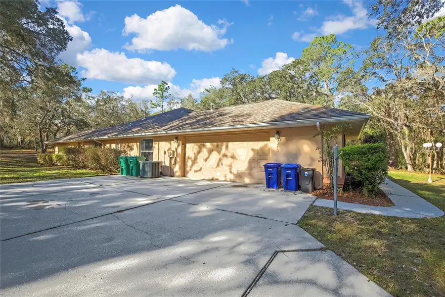 340 E Savoy Street, Lecanto, FL 34461 - #3