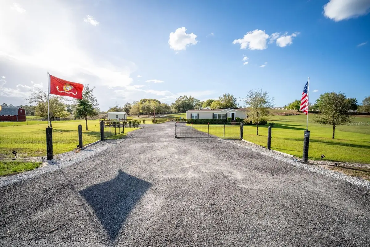 8013 Sergeant Pepper Dr, Howey In The Hills, FL 34737 - #1