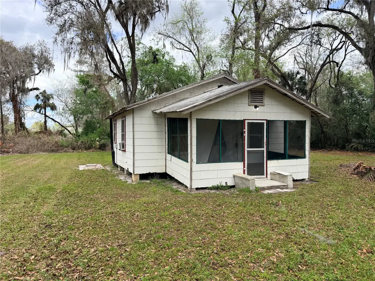 1710 Northwest 29th Road, Lake Panasoffkee, FL 33538 - #1