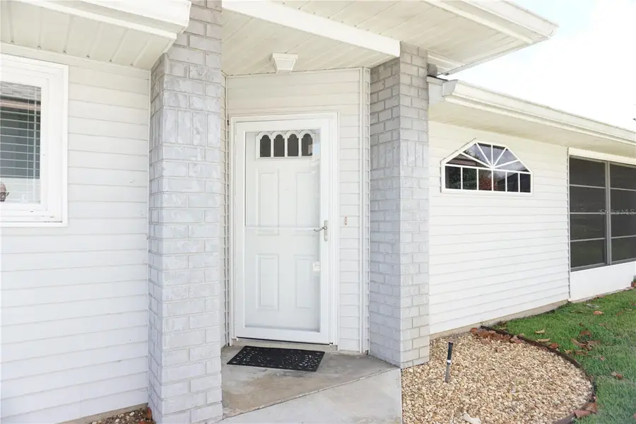 21617 Queen Elizabeth Court, Leesburg, FL 34748 - #3