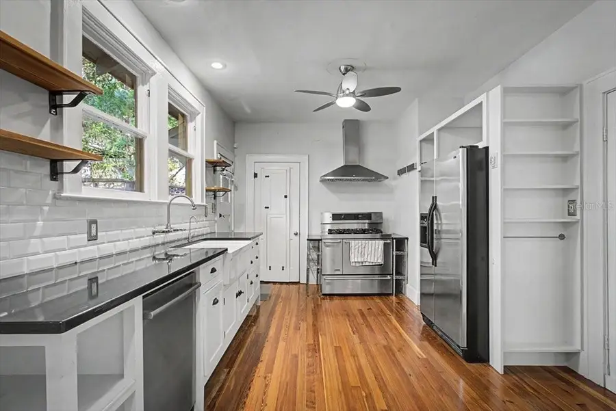 421 NE Boulevard, Gainesville, FL 32601 - #3