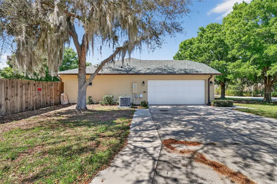 11748 Ocklawaha Drive, Leesburg, FL 34788 - #3