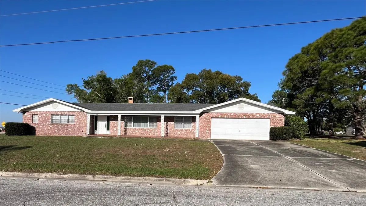 520 8th Street S, Dundee, FL 33838 - #1