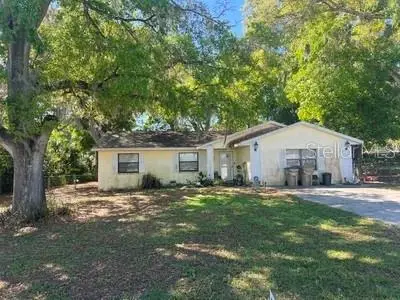 1505 Grove Avenue, Leesburg, FL 34748 - #1